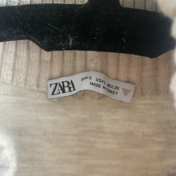 Zara Light Grey Sleeveless Turtleneck Sweater Size S - Picture 3 of 3